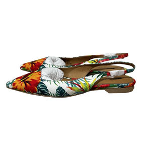New in box Matiko Lori Slingbacks Hawaiian Print size 39 (8.5) women’s